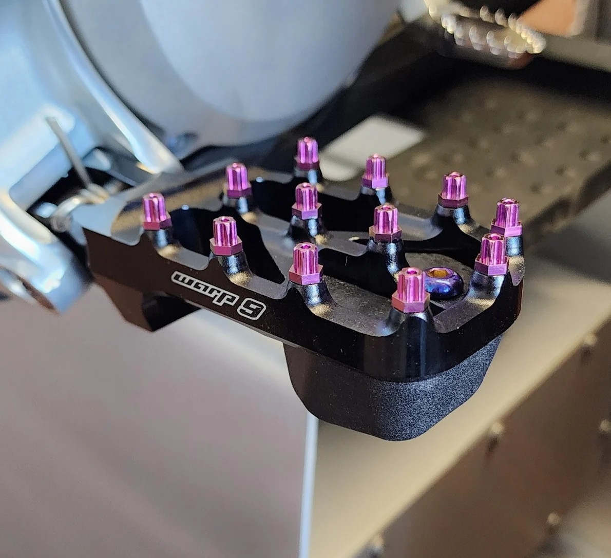 Warp9 Elite Foot peg sliders